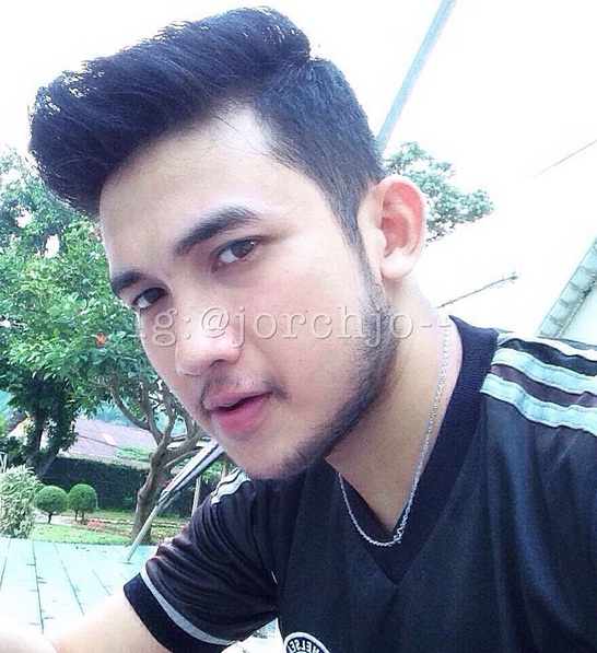  Gambar Tiga Pramugara Ganteng Dibajak Fotonya Gambar Cowok 