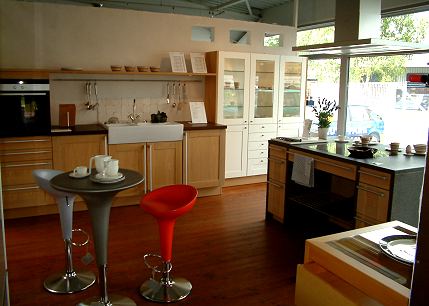 black kitchen islands