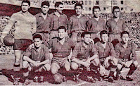 📸REAL VALLADOLID DEPORTIVO 📆10 febrero 1952 ⬆️Goicolea, Matito, Lesmes I, Lesmes II, Ortega y Lasala. ⬇️Cánovas, Coque, Lolo, Domingo y Olcina. REAL MADRID C. F. 2 🆚 REAL VALLADOLID DEPORTIVO 0 Domingo 10/02/1952, 16:00 horas. Campeonato de Liga de 1ª División, jornada 22. Madrid, estadio Chamartín. GOLES: ⚽1-0: 63’, Molowny. ⚽2-0: 71’, Pahiño.