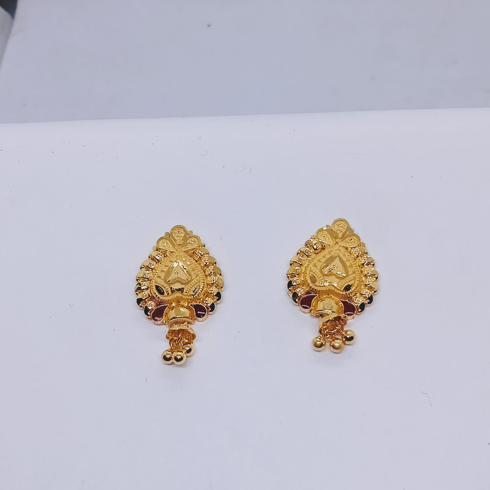 Gold earrings designs, below 2and 4 grams gold earrings with weight and price