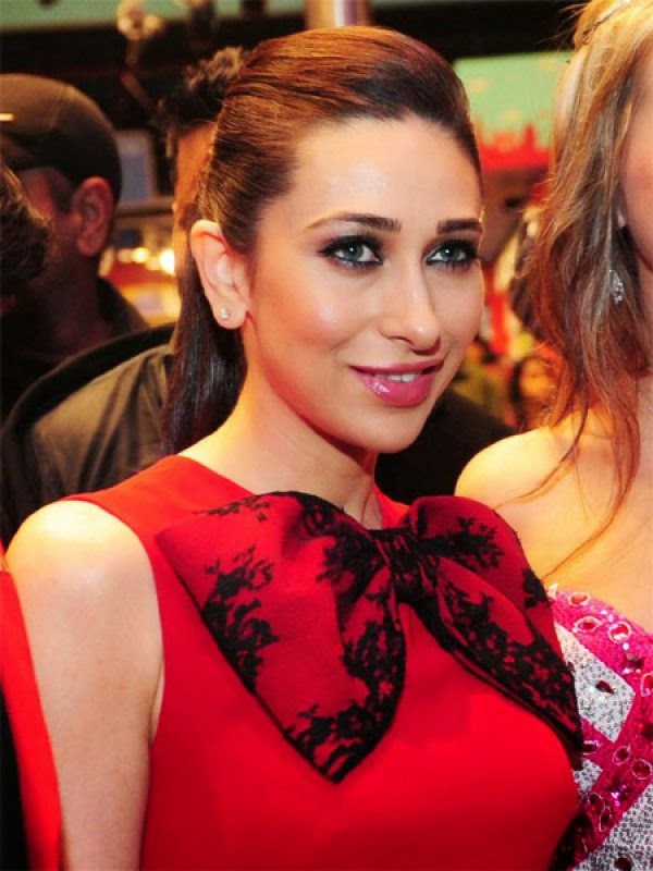 Karisma Kapoor HD Wallpapers Free Download