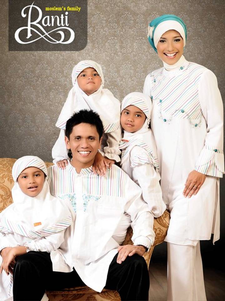 55 Model Baju Muslim Keluarga Warna Putih Terbaru 2019 