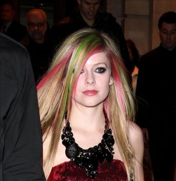 avril lavigne married 2010. Avril Lavigne has stressed