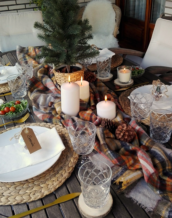 Mesa de invierno en la terraza