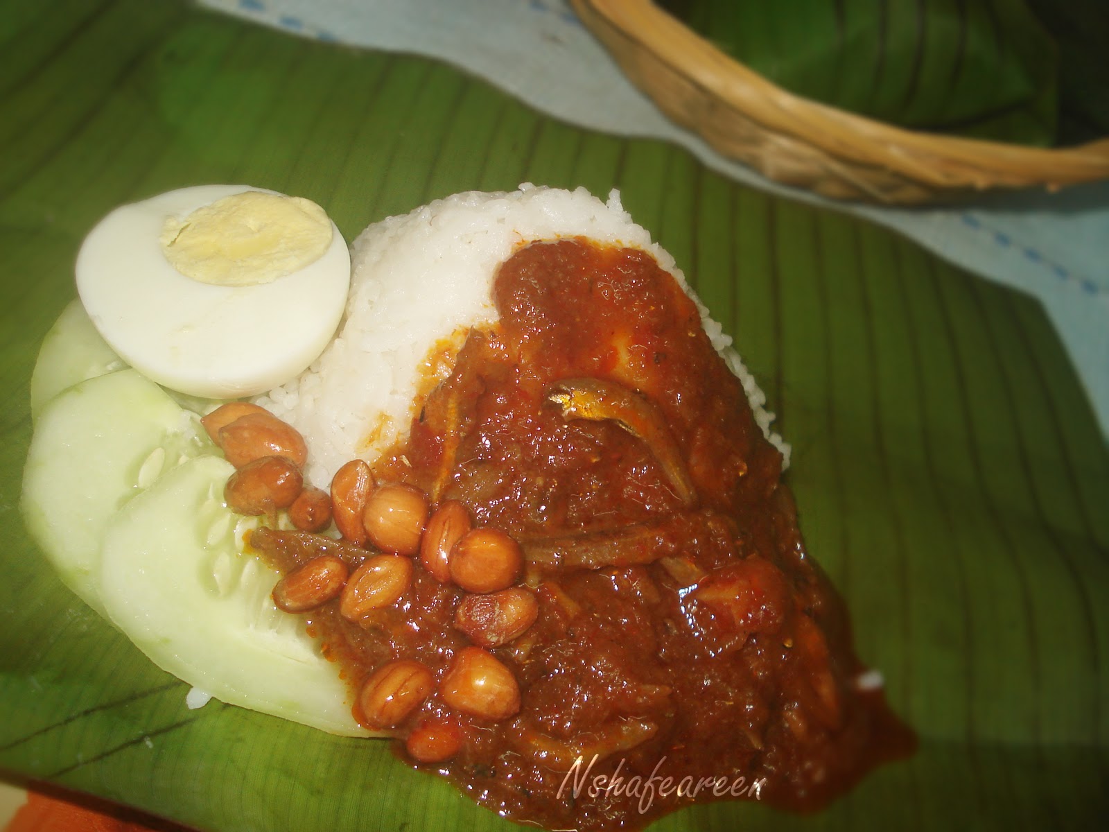 Nasi Lemak Daun Pisang ~ Nshafeareen®