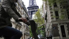 Eiffel tower from Rue de L’university