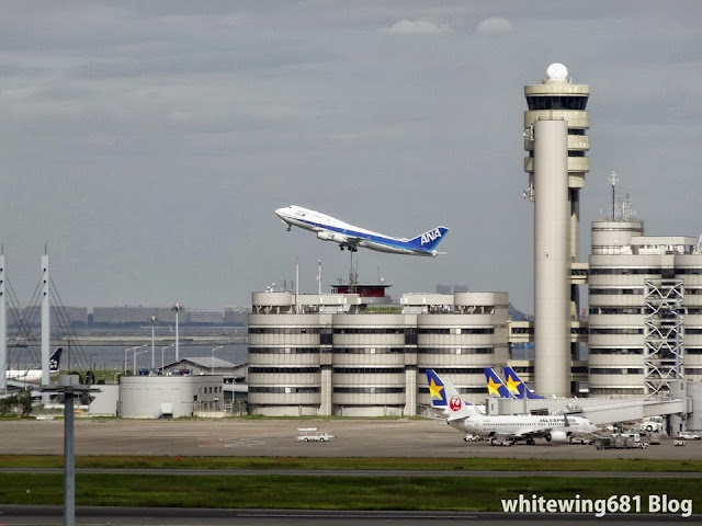 羽田空港 ANA ジャンボジェット 747 747-400