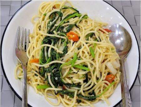 Resep Spaghetti aglio olio with spinach