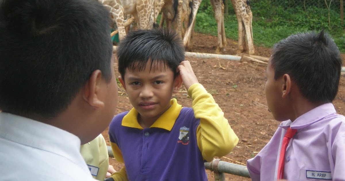 Contoh-contoh Karangan Sekolah Rendah: Kenangan SKST 2009