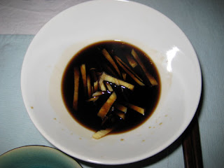 ginger shreds in vinegar and soya sauce