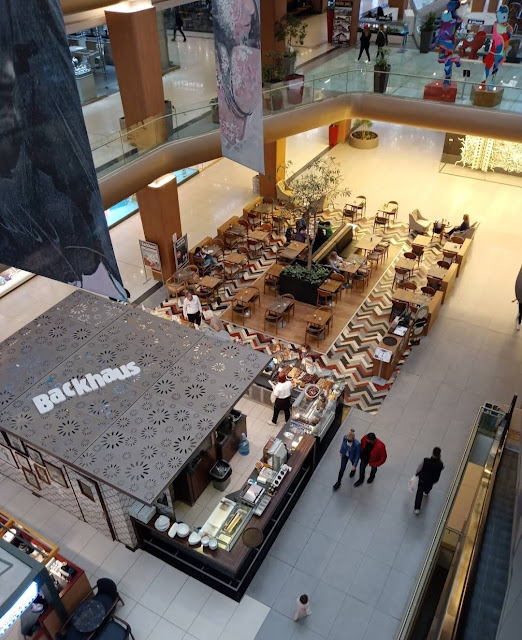 مركز تسوق أتاكوي بلس من مولات إسطنبول متنوعة الأسعار