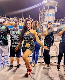Depois de curtir Carnaval, Cigana Millene Mello prepara novo lançamento de carreira
