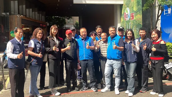 ▲和美鎮啟動市場改建規劃，林庚壬率公所團隊北上觀摩優良市集，借鑑先進市場的改建經驗，進一步推動和美鎮市場的現代化與活化，並為未來的市場改建計劃奠定基礎。（和美鎮公所提供）