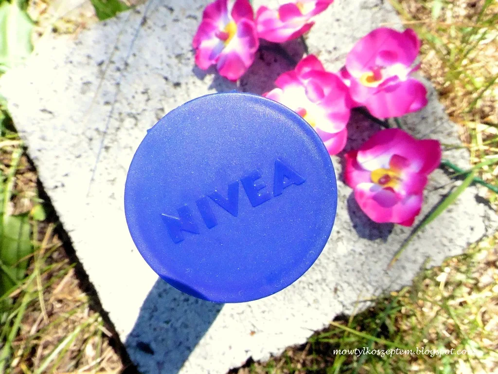 nivea-olejek-w-balsamie, nivea-kwait-wisni, nivea-balsam-do-ciala-z-olejkiem