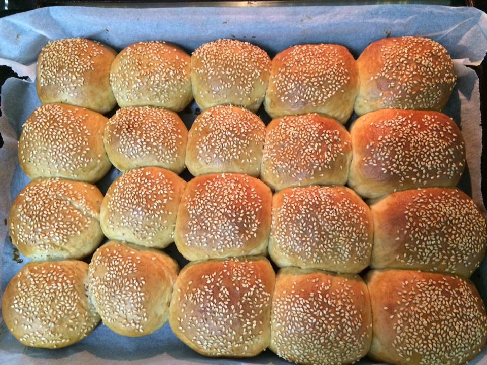 طريقة عمل خبز البرغر في المنزل 