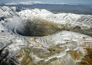 Bingham canyon mine, Salt Lake City, Utah USA image pic photo gallery