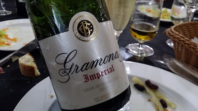 Cava Gramona Imperial. Y arroz con pato y bogavante en Rte. Hermanos Navarro. Onda.