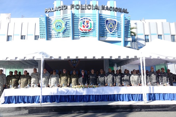 DIRECTOR POLICÍA NACIONAL PONE EN FUNCIONAMIENTO PLAN NAVIDAD SEGURA 2017