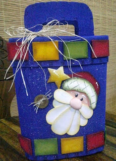 http://goma-eva.com/bolsa-de-papa-noel-para-navidad/
