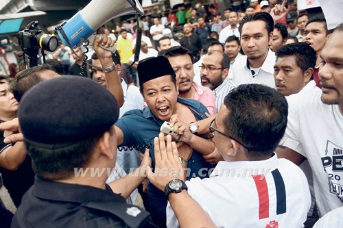 Pemuda UMNO Wilayah Persekutuan Akan Hantar Memorandum Kepada DAP Petang Ini !