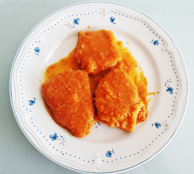 lomos-de-atún-con-tomate