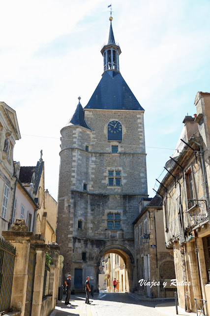 Torre del reloj de Avallon