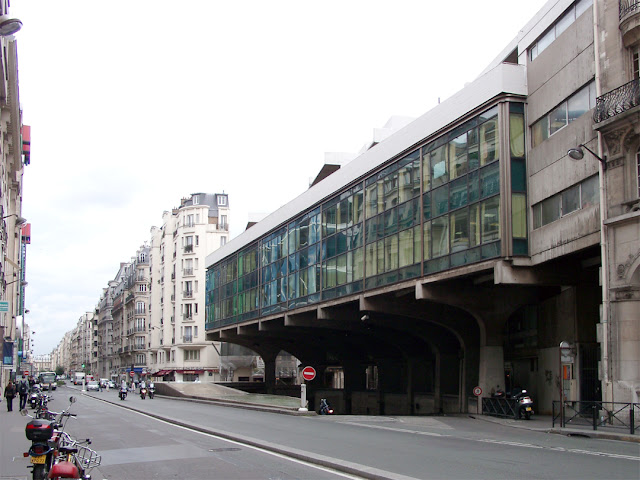 École Saint-Merri, Fontaine Saint-Merri, Rue du Renard, Rue du Renard, Paris