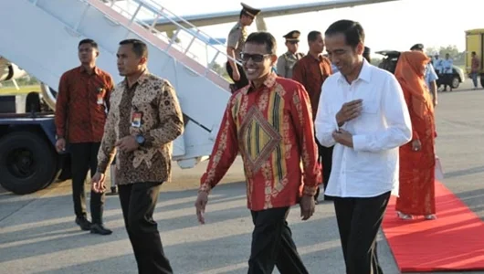 Charta Politika: Hoax dan Fitnah Tutupi Prestasi Jokowi