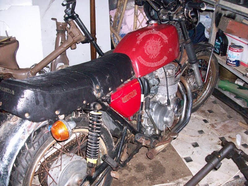 honda cb400 four. On a budget - Honda cb400 four