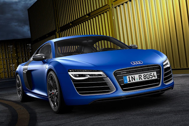 New photo of Audi R8 sportcar