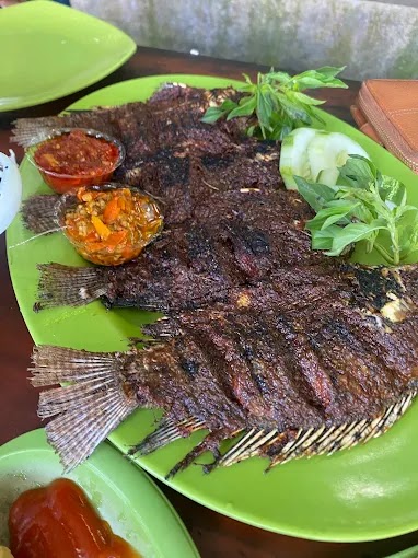 Gurame Bakar Kampung Iwak 3M