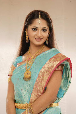 Actress Anushka in Bridal Saree Photos