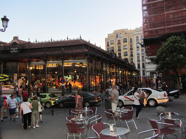  foto do mercado de São Miguel em Madrid, vista externa   