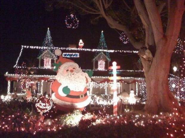 Christmas Lights On Houses