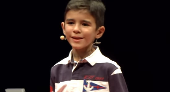 Menino de 11 anos já programou mais de 100 videogames