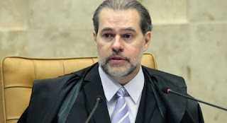 Toffoli se emociona e diz que Brasil tem Judiciário ‘sério, que não se dobra’