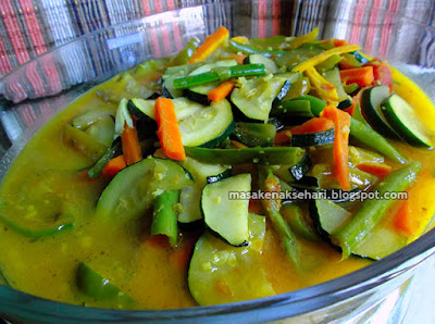 Resep Sayur Timun Jepang Wortel Kuah Kuning