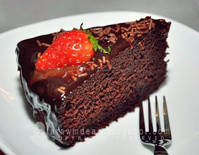 Eat little, sleep sound.: Orange Moist Chocolate Cake