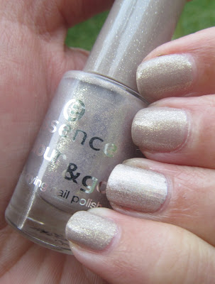 Essence 50 - Irreplaceable ו - KIKO 399