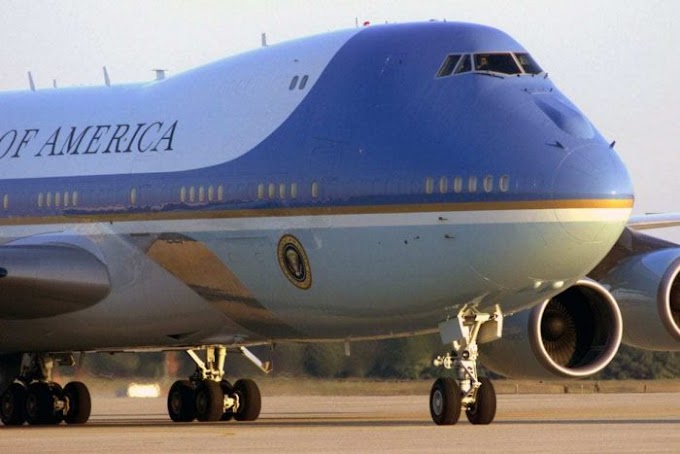 TRUMP - Airforce One in "AirRant" Incident