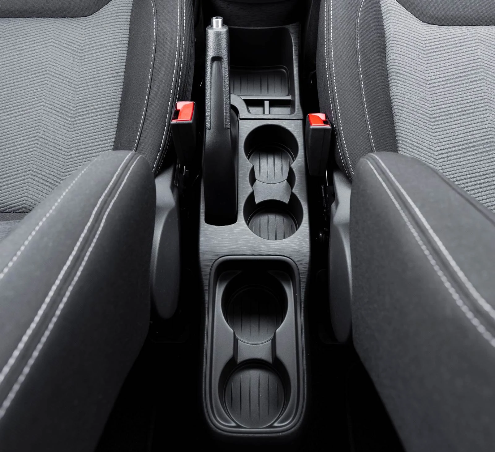 Novo Ford Ka 2015  - interior - porta-objetos central