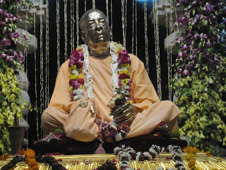 Srila Prabhupada's murti at his samadhi