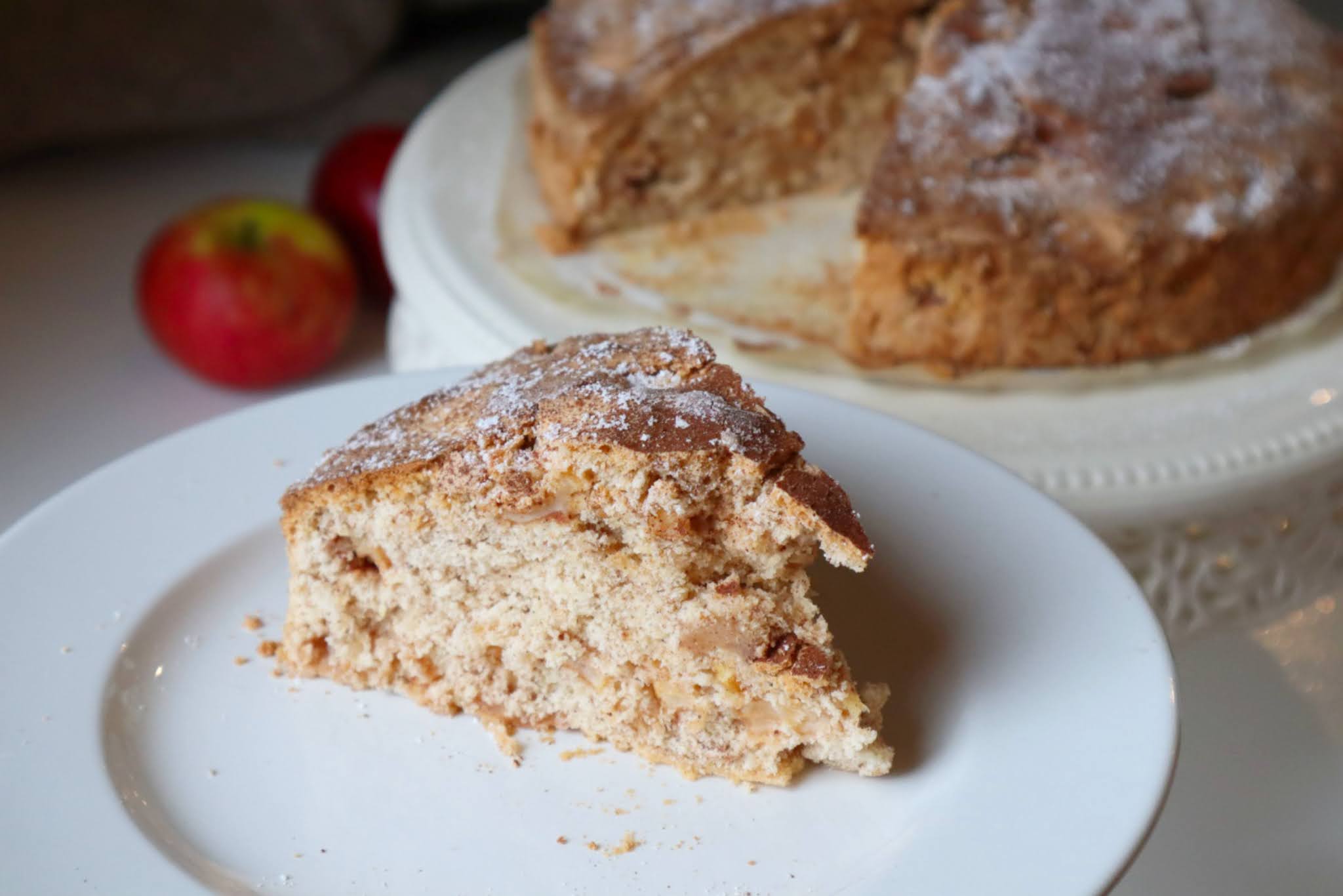 glutenfri äppelkakastycke