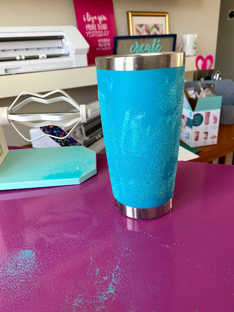 glitter tumbler, glitter, beginner tutorial, Silhouette project idea, adhesive vinyl