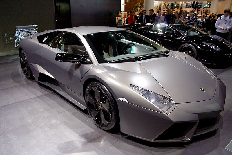 Top speed of Reventon is more