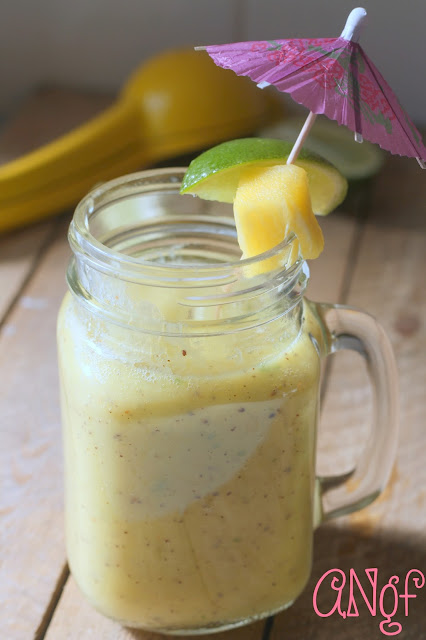 Kiwi and Pineapple Smoothie