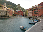 Monterroso in the morning from the Via Serra. Vernazza from the Breakwater (img )