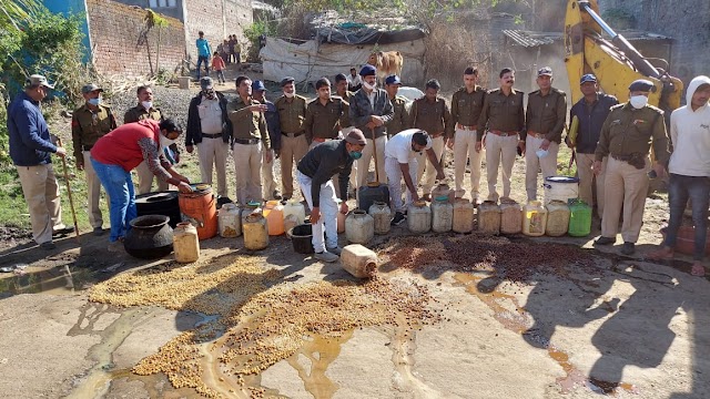 संभागीय उड़नदस्ता, जिला आबकारी विभाग व मानपुर पुलिस की संयुक्त कार्यवाही  एक लाख 22 हजार की अवैध मदिरा व सामग्री जप्त