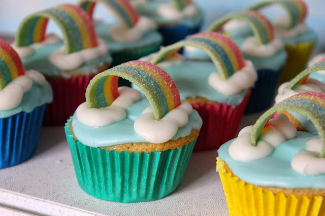 decorazione cupcake arcobaleno