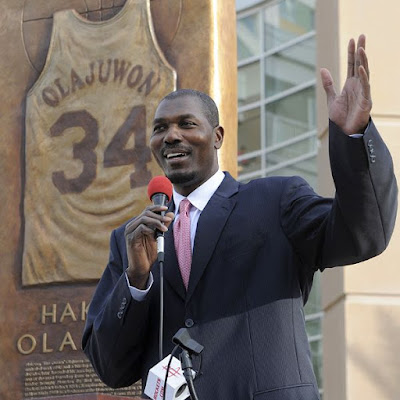 Hakeem Olajuwon honored for Hall of Fame